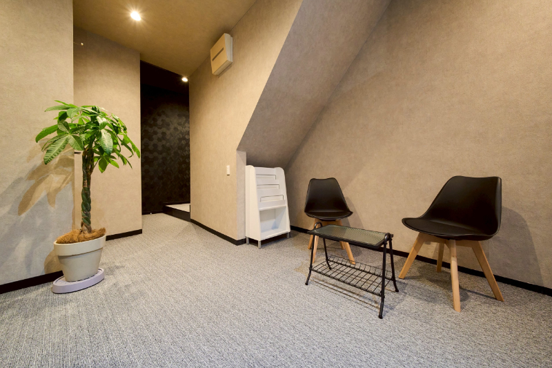 SALON GALLERY 待合いフロア